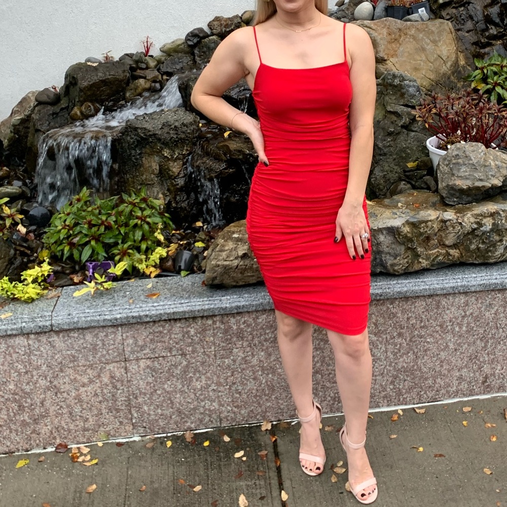 Red straps ruched dress